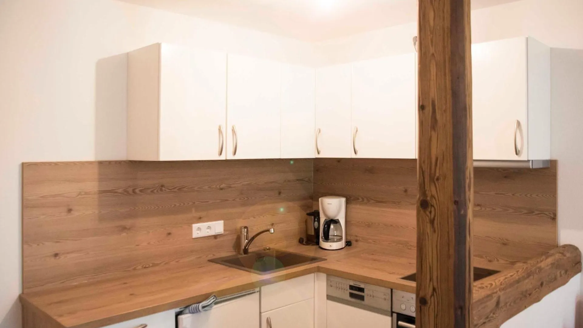 Gaestehaus Becher, Kreuth-Point Apartment