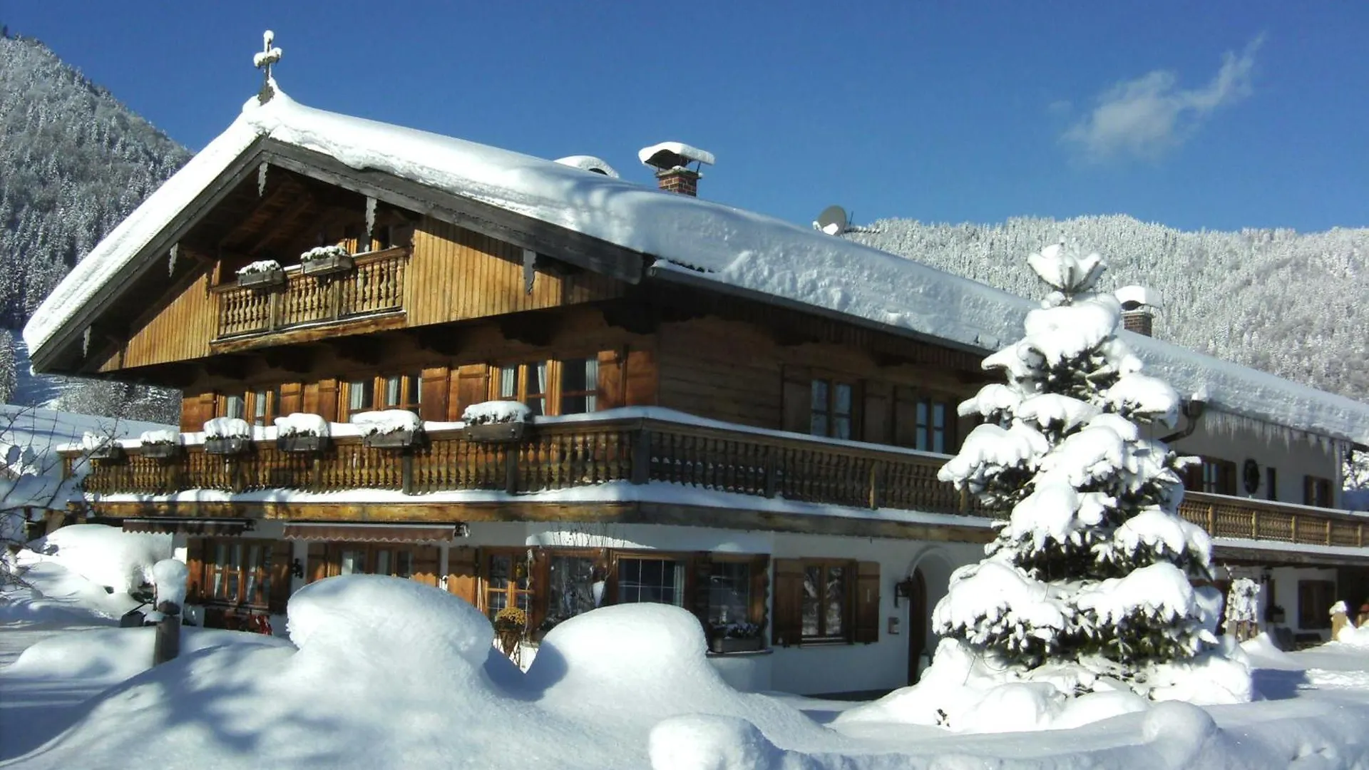 Gaestehaus Becher, Kreuth-Point 0*, Kreuth Germany