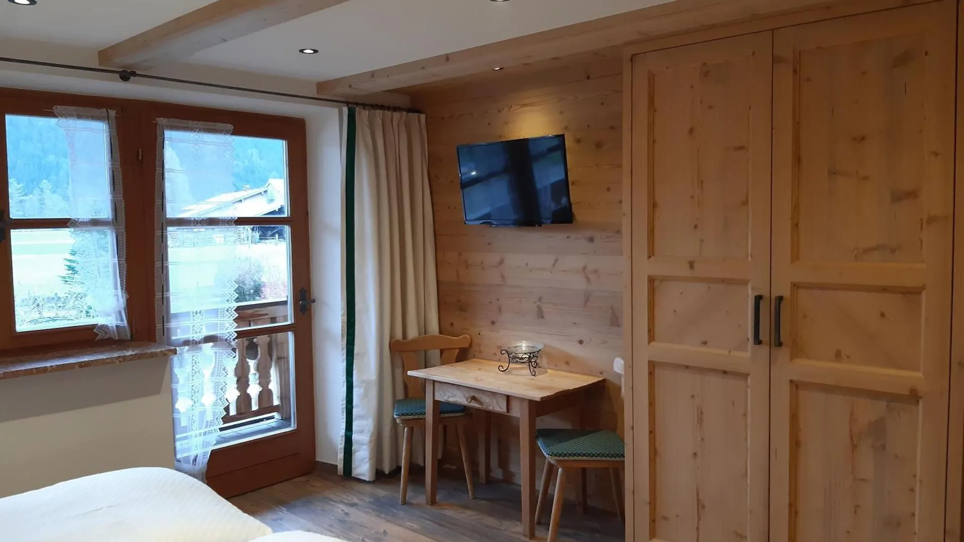 Apartment Gaestehaus Becher, Kreuth-Point