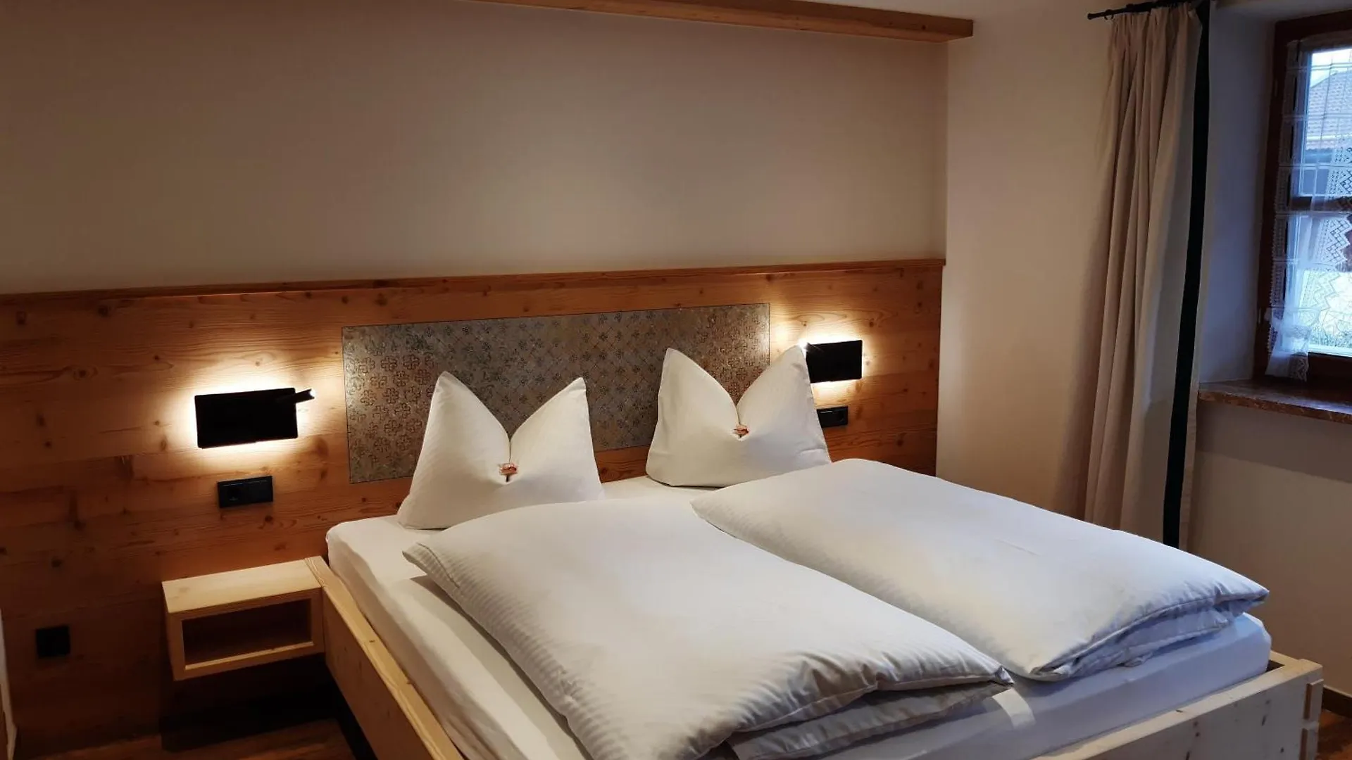 Gaestehaus Becher, Kreuth-Point 0*, Kreuth Germany