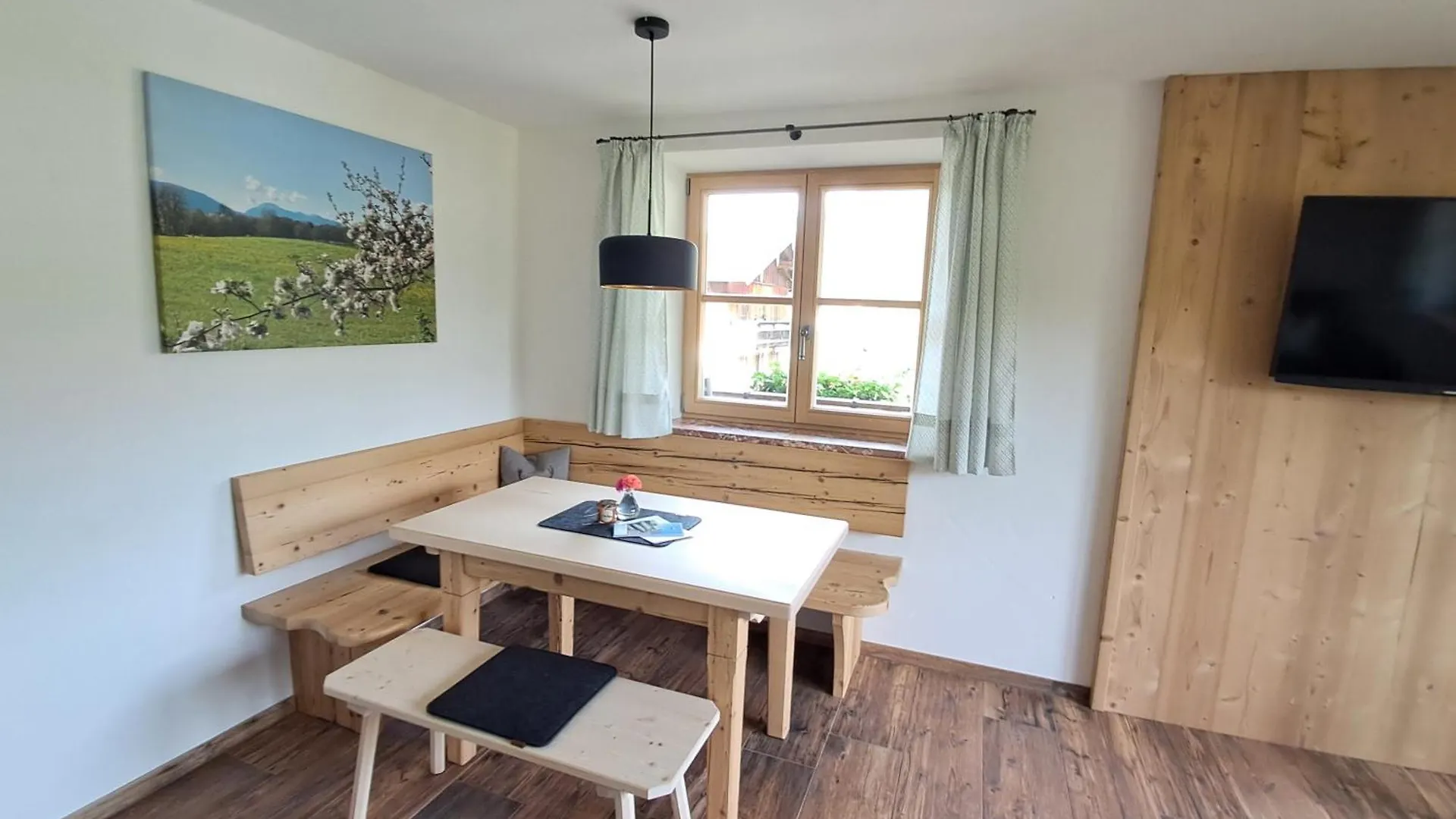 Gaestehaus Becher, Kreuth-Point Germany